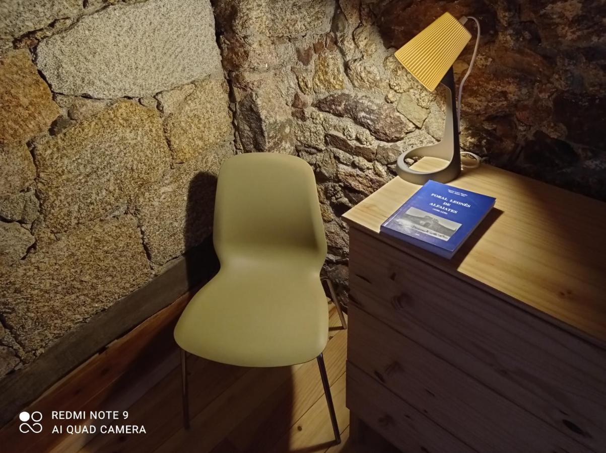 Casas Do Torreao 3 Casas De Alojamento Local Alfaiates Eksteriør bilde